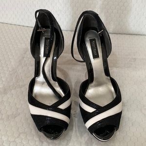 women's heeled shoes